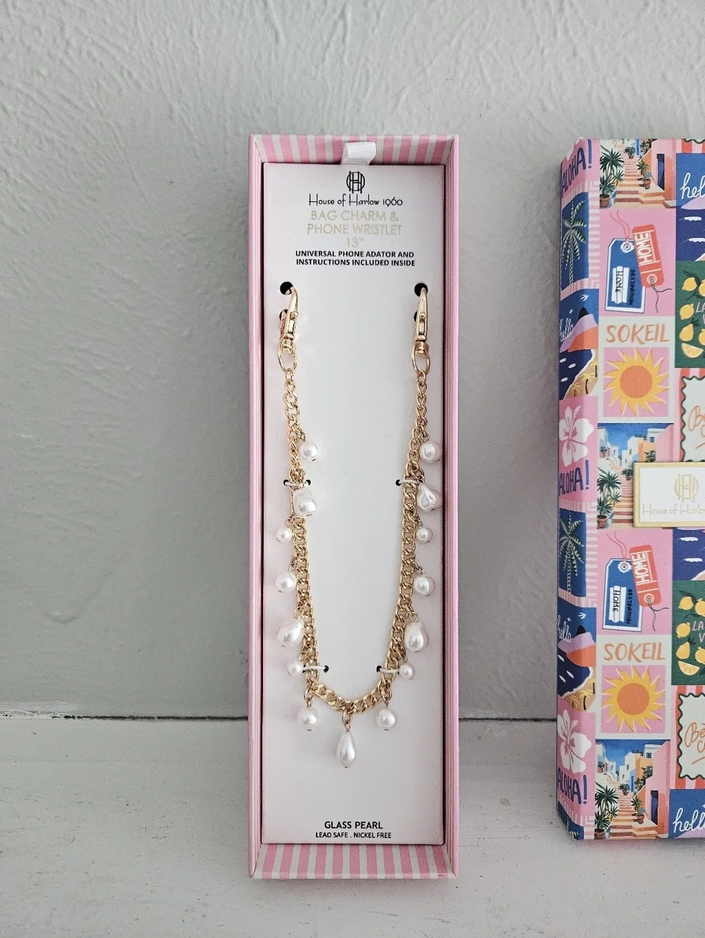 NWT House Of Harlow 1960 Gold Chain With Glass Pearl Universal Phone Wristlet